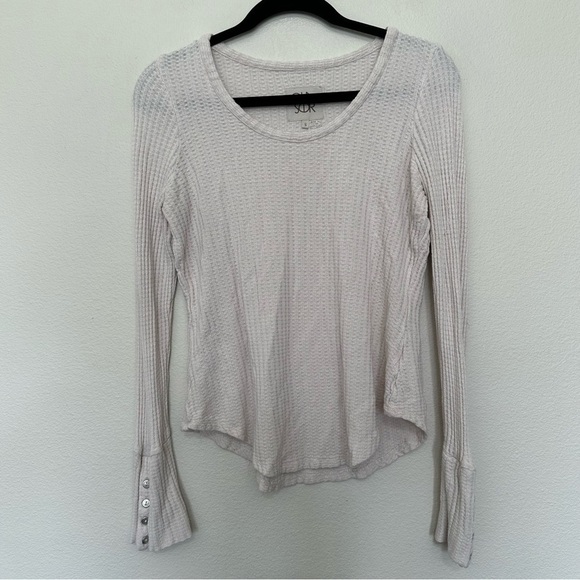 Chaser evereve beige waffle weave thermal button cuff women’s top size s small - Picture 1 of 3
